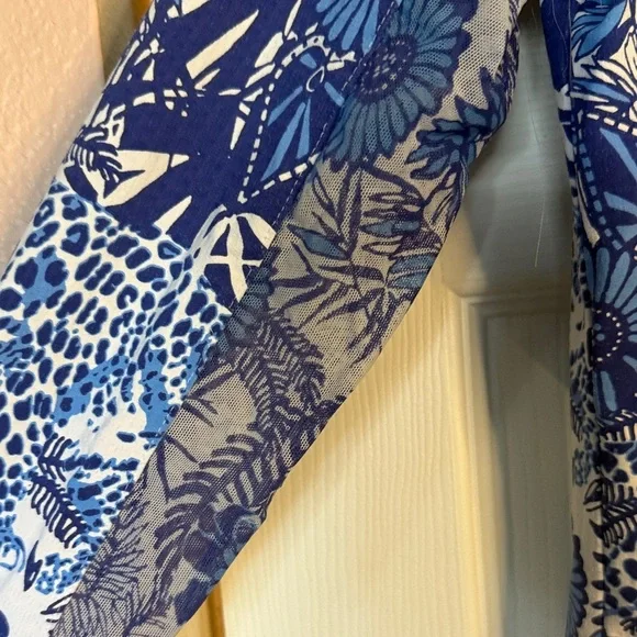 IBKUL Bamboo Gardens Blue and White Quarter Zip size S - Picture 11 of 13